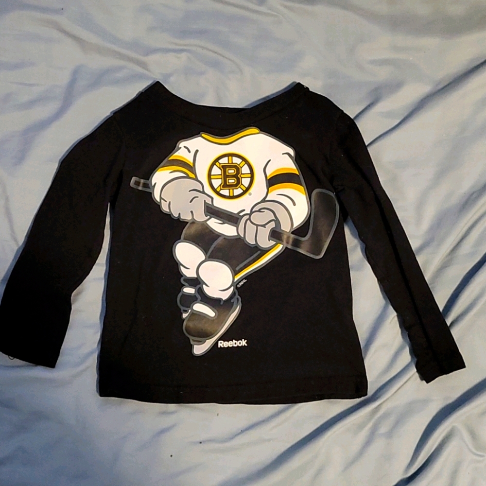 Boston Bruins shirt